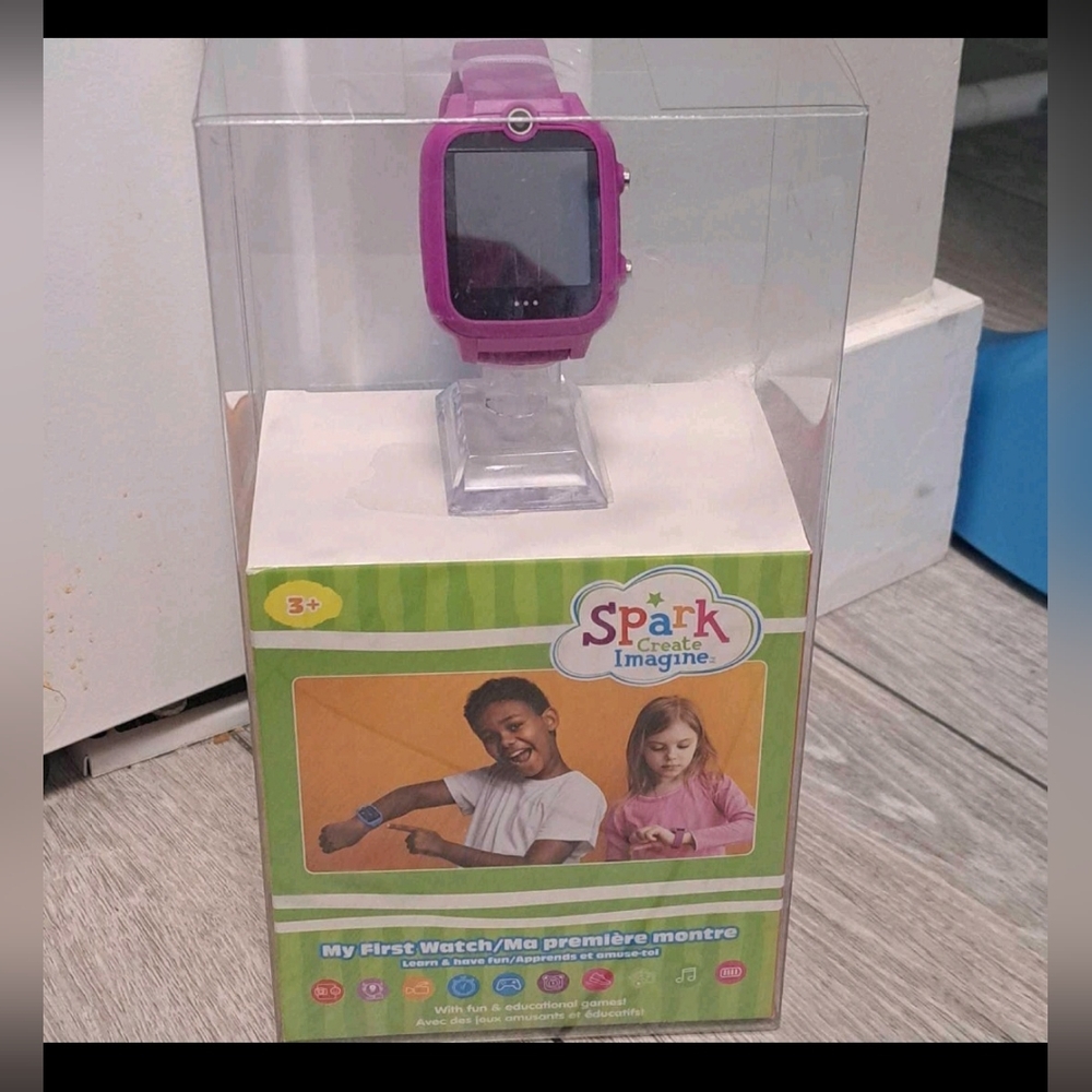 Brand New Spark Create Imagine Purple Kids Smartwatch